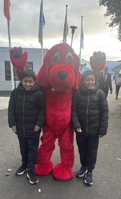 Book Fair Clifford visit